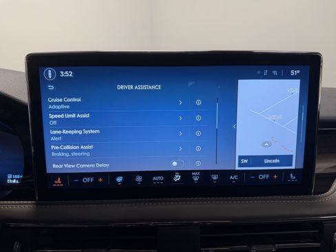 Used 2025 Lincoln Corsair Grand Touring w/ Equipment Group 301A image 8