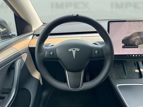 Used 2024 Tesla Model Y Long Range AWD/4WD image 14