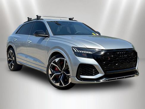 Used 2023 Audi RS Q8 w/ Black Optic Package AWD/4WD image 3