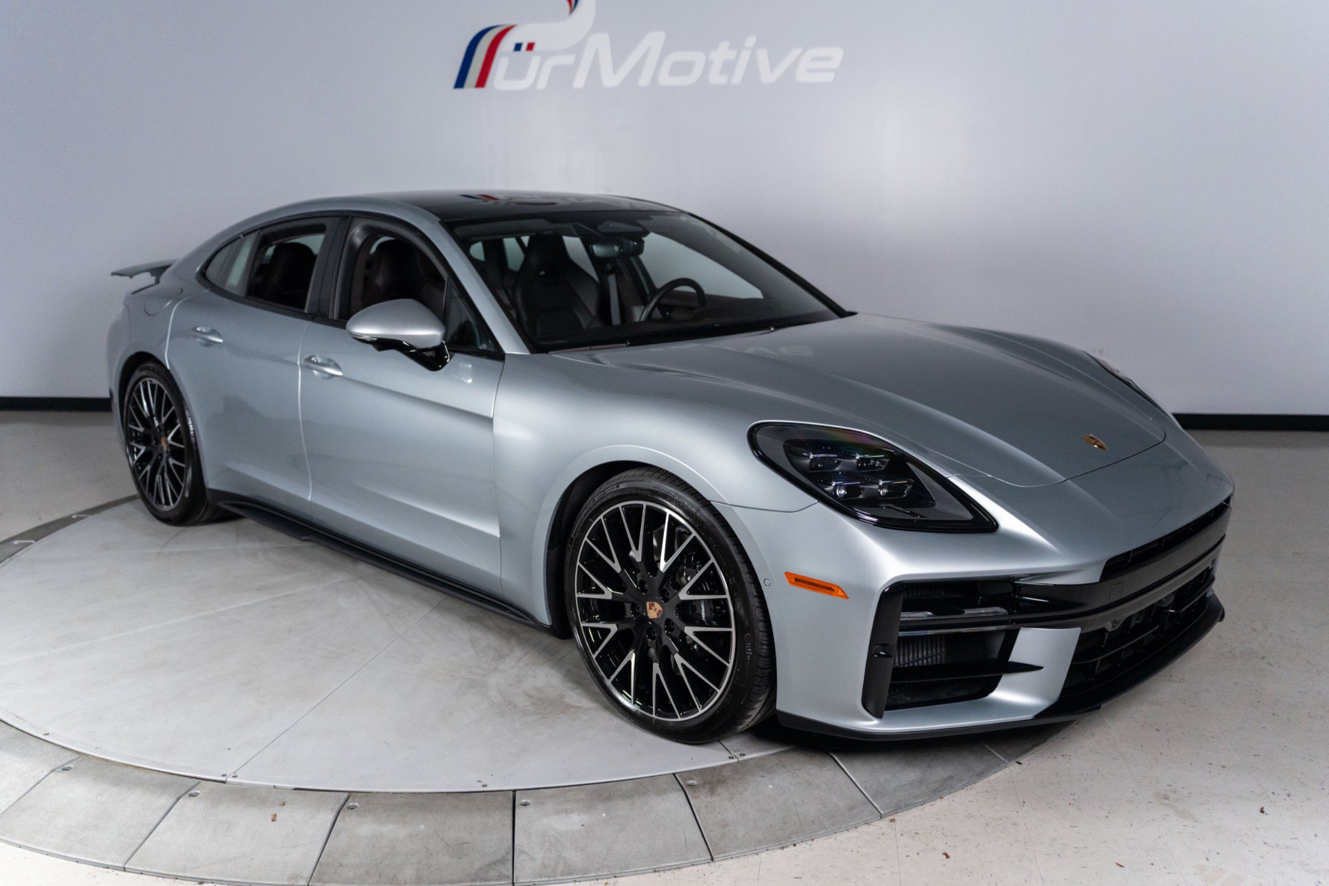Used 2026 Porsche Panamera GTS AWD/4WD image 14