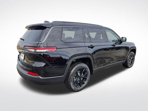 New 2026 Jeep Grand Cherokee L 4WD image 3