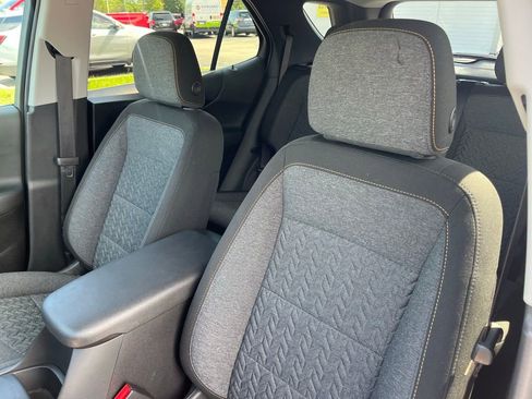 Used 2023 Chevrolet Equinox LT AWD/4WD image 11
