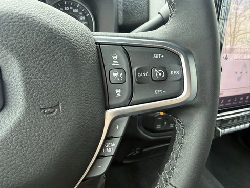 New 2025 RAM 2500 Tradesman w/ Safety Group AWD/4WD image 19