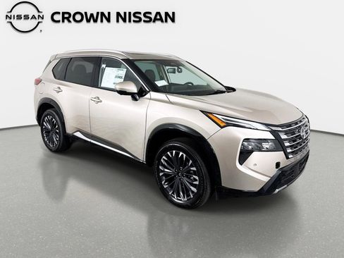 New 2026 Nissan Rogue Platinum AWD/4WD image 3
