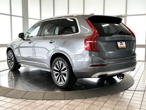 Used 2020 Volvo XC90 T6 Momentum w/ Protection Package Premier AWD/4WD image 5