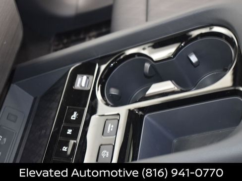 Certified 2025 Nissan Murano Platinum w/ Cargo Package image 19