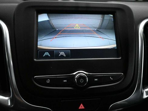 Used 2018 Chevrolet Equinox LT AWD/4WD image 13