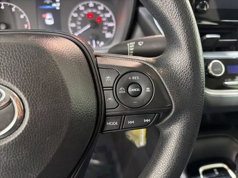Used 2024 Toyota Corolla LE FWD image 18