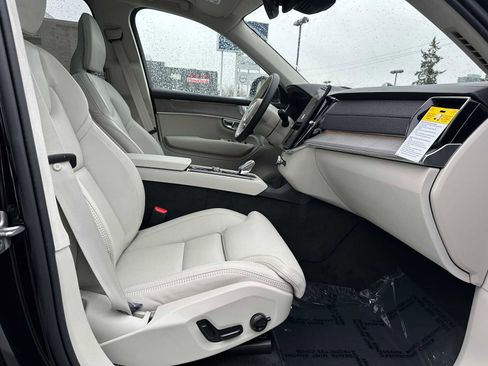 New 2026 Volvo XC90 T8 Ultra image 10