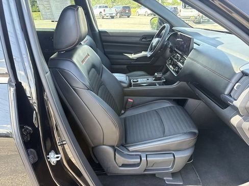 Used 2026 Nissan Pathfinder Rock Creek AWD/4WD image 24