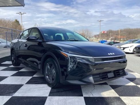 Used 2025 Kia K4 FWD image 4