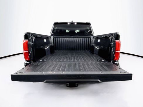 Used 2024 Toyota Tacoma TRD Off-Road AWD/4WD image 34