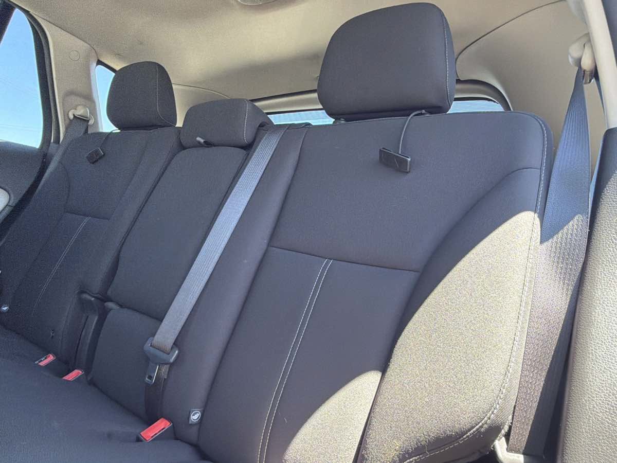 Used 2013 Ford Edge SE FWD image 13