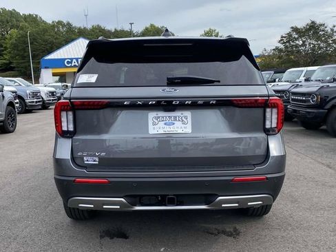 New 2026 Ford Explorer Active image 4
