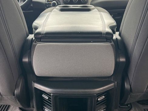 Used 2023 RAM 1500 Big Horn AWD/4WD image 32