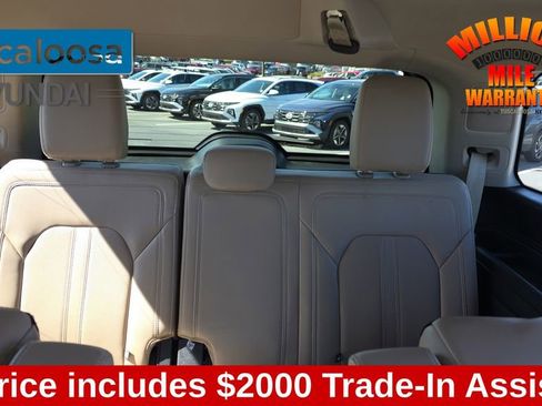 Used 2024 Ford Expedition Limited AWD/4WD image 30