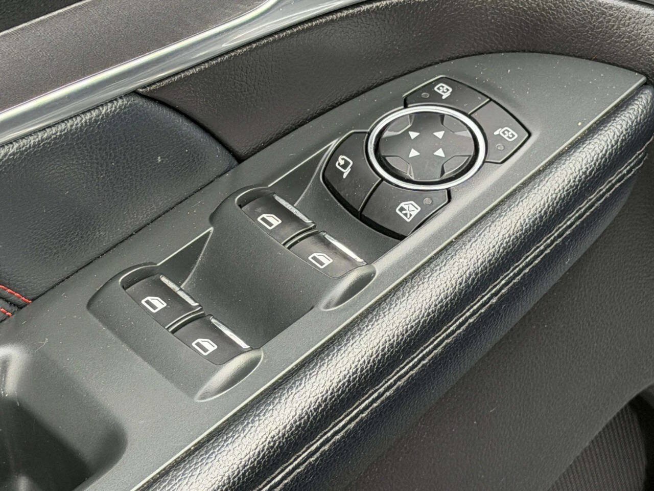 Used 2017 Ford Explorer Sport w/ Equipment Group 401A AWD/4WD image 17