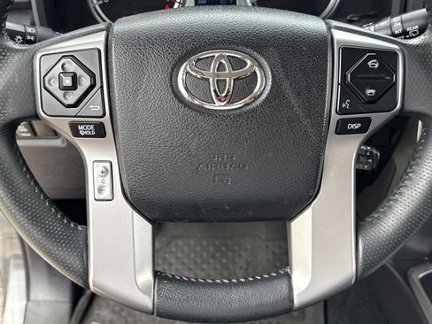 Used 2016 Toyota 4Runner Limited RWD image 19