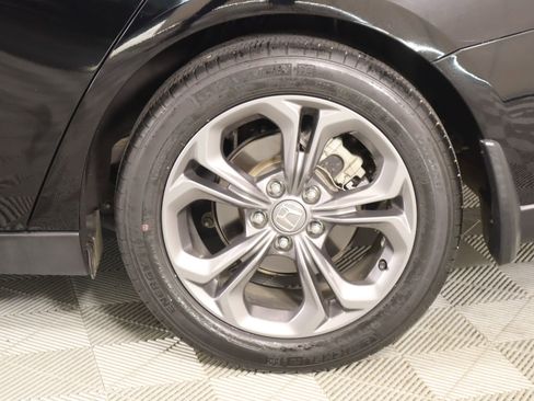 Used 2023 Honda Accord EX image 19