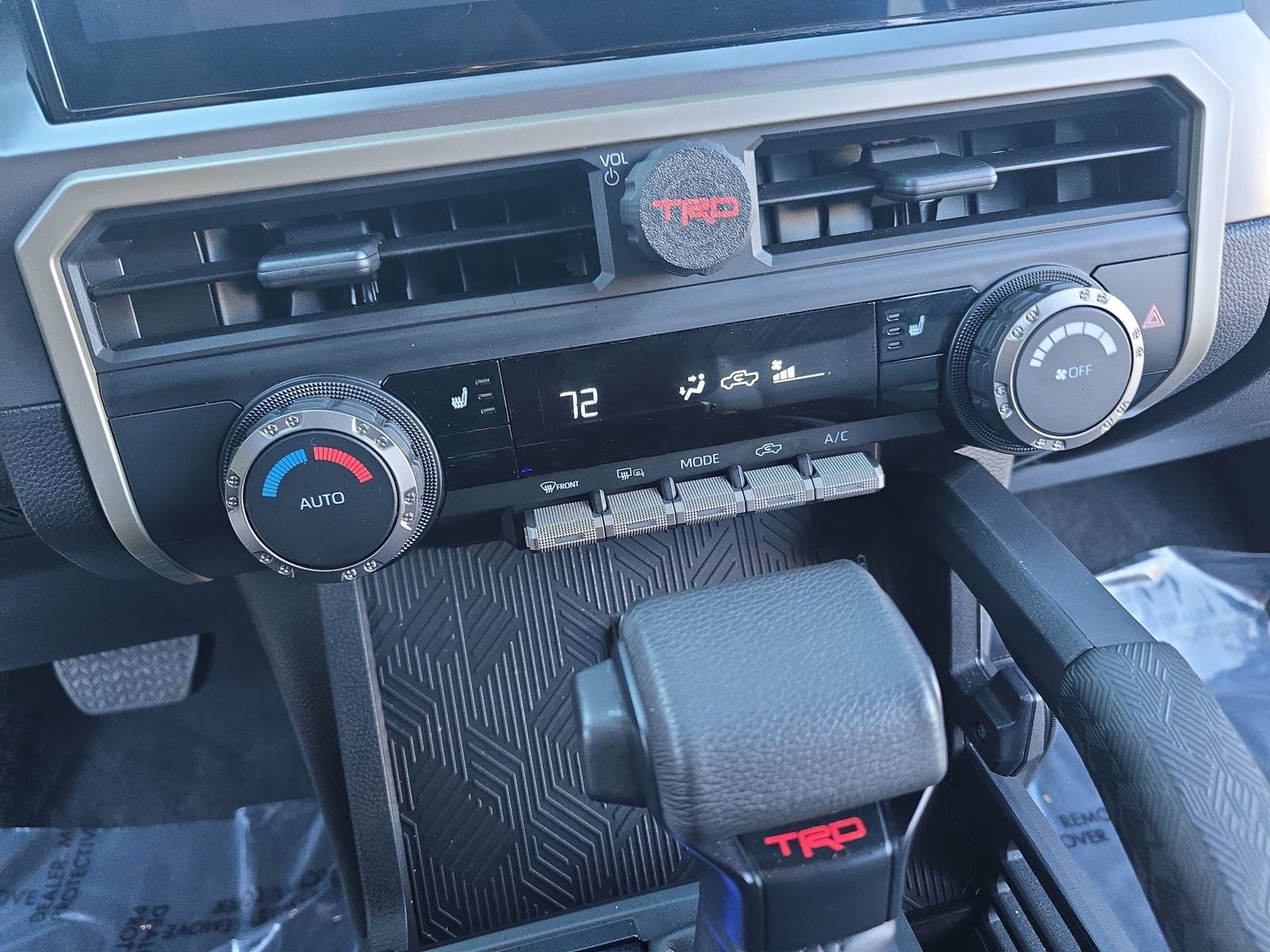Used 2024 Toyota Tacoma TRD Off-Road AWD/4WD image 21
