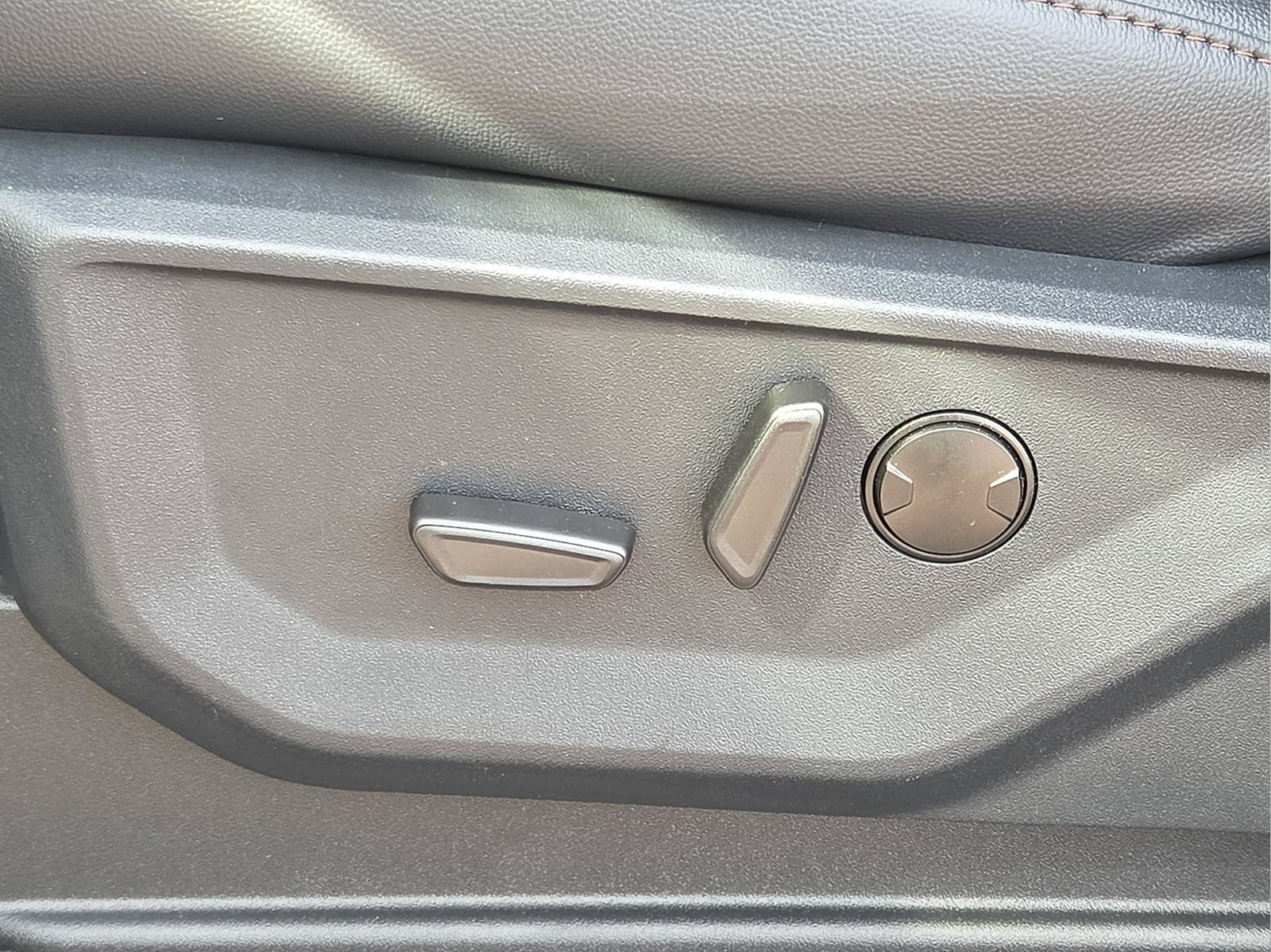 New 2026 Ford F250 Lariat AWD/4WD image 16