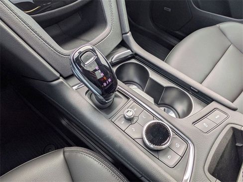 New 2025 Cadillac XT6 Luxury w/ LPO, Floor Liner Package image 15