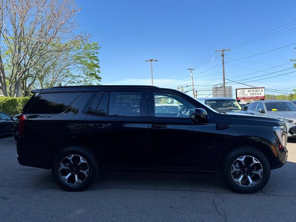 Used 2026 GMC Yukon AT4 Ultimate AWD/4WD image 7