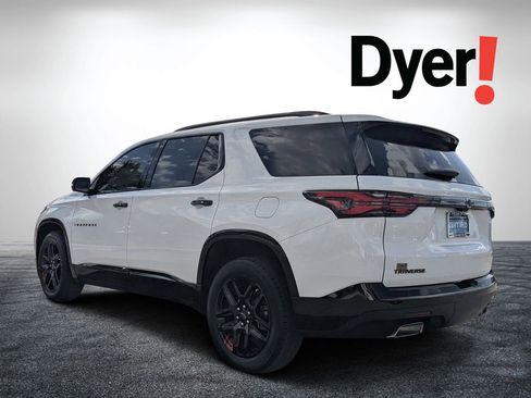 Used 2023 Chevrolet Traverse Premier w/ Redline Edition FWD image 6