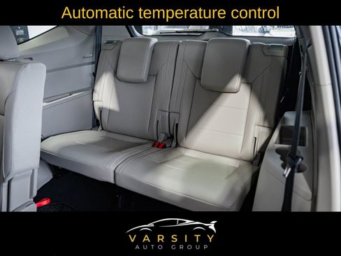 Used 2022 Volkswagen Atlas SE w/ Black Wheel Package image 15