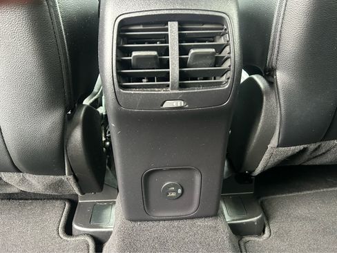 Used 2022 Ford Escape SEL AWD/4WD image 12