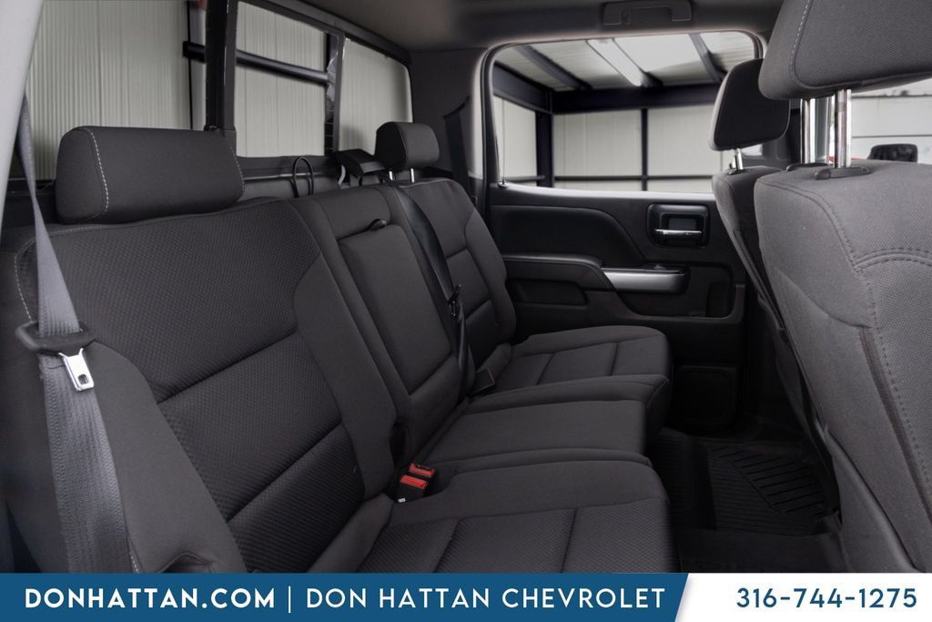 Used 2018 Chevrolet Silverado 1500 LT w/ All Star Edition AWD/4WD image 18