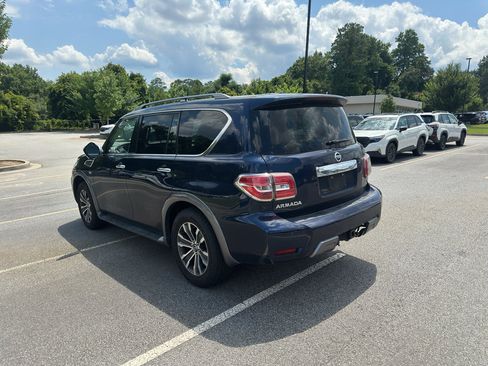Used 2020 Nissan Armada SL AWD/4WD image 2