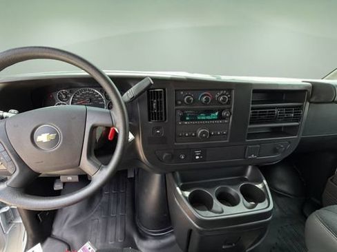 Used 2025 Chevrolet Express 2500 w/ Driver Convenience Package RWD image 17