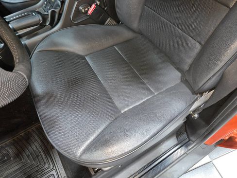 Used 2004 Land Rover Discovery S image 88