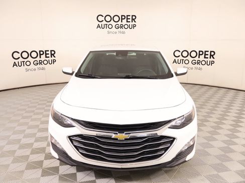 Used 2024 Chevrolet Malibu LT FWD image 9
