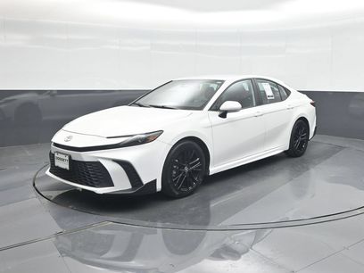Used 2025 Toyota Camry SE