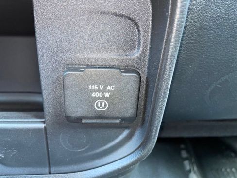 Used 2022 RAM 3500 Tradesman AWD/4WD image 31