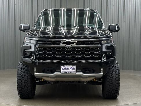 Used 2026 Chevrolet Silverado 1500 ZR2 w/ Dark Appearance Package AWD/4WD image 8