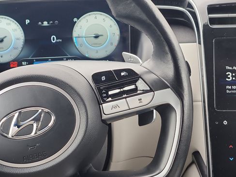 Certified 2024 Hyundai Tucson Limited AWD/4WD image 16