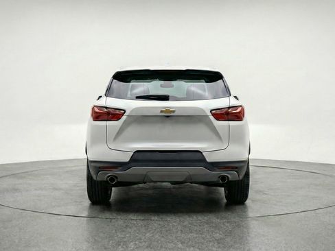 Used 2025 Chevrolet Blazer LT FWD image 7