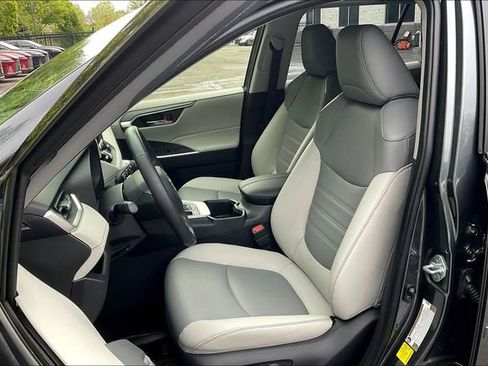 Used 2024 Toyota RAV4 XLE Premium w/ Weather Package AWD/4WD image 21