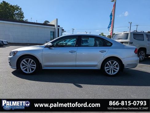 Used 2019 Volkswagen Passat 2.0T Wolfsburg FWD image 6