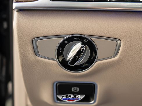 Used 2016 Mercedes-Benz S 550 Sedan image 40