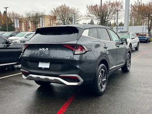 Certified 2023 Kia Sportage LX AWD/4WD image 9