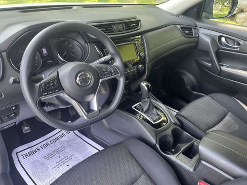 Used 2018 Nissan Rogue S AWD/4WD image 5