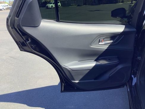 Used 2025 Toyota Prius Plug-In Hybrid image 24