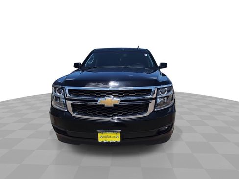 Used 2019 Chevrolet Tahoe LT w/ Luxury Package AWD/4WD image 3