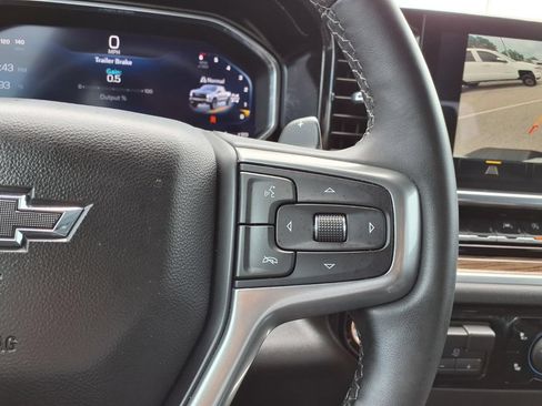 Used 2026 Chevrolet Silverado 1500 LT Trail Boss w/ Convenience Package II AWD/4WD image 33