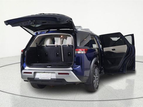 Used 2022 Nissan Pathfinder SL w/ SL Premium Package image 8