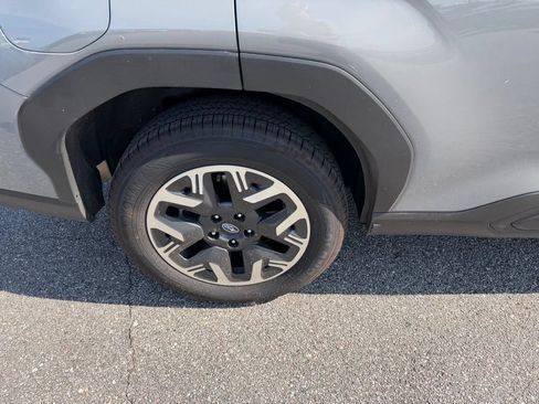 Used 2026 Subaru Forester Premium AWD/4WD image 6